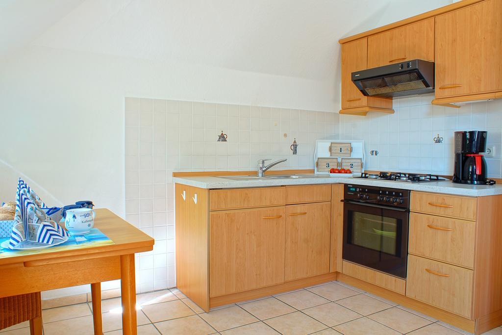 Baltic Koelln Appartement Heiligenhafen Ruang foto